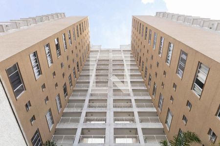 Apartamento para alugar com 25m², 1 quarto e sem vagaPrédio - Dentro do condomínio