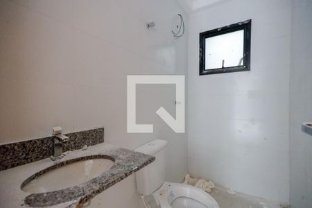 Banheiro de apartamento para alugar com 1 quarto, 27m² em Vila Gustavo, São Paulo