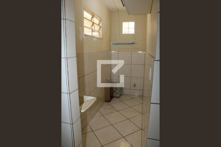 Casa para alugar com 46m², 2 quartos e 1 vagaÁrea de serviço 