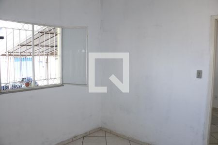 Quarto 1  de casa para alugar com 2 quartos, 46m² em  Dois Irmãos, Nova Iguaçu
