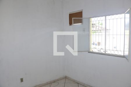 Quarto 1  de casa para alugar com 2 quartos, 46m² em  Dois Irmãos, Nova Iguaçu