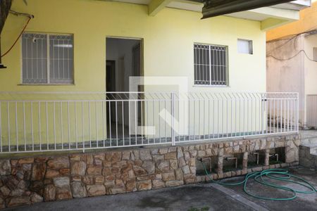 Casa para alugar com 46m², 2 quartos e 1 vagaÁrea externa 