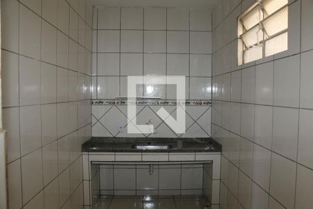 Casa para alugar com 46m², 2 quartos e 1 vagaCozinha 