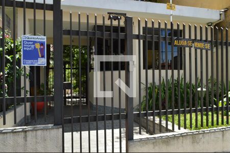 Apartamento à venda com 100m², 3 quartos e 1 vagaFachada e portaria