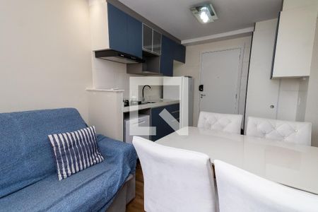 Sala/Cozinha de apartamento para alugar com 2 quartos, 32m² em Vila Ema, São Paulo