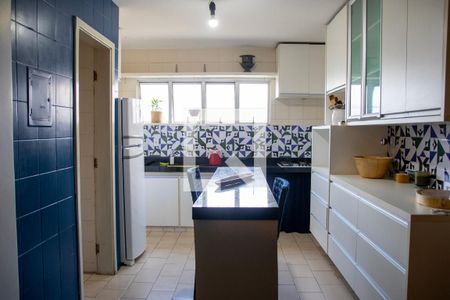 Cozinha de apartamento para alugar com 2 quartos, 110m² em Setor Bela Vista, Goiânia