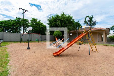 Casa de condomínio à venda com 109m², 2 quartos e 1 vagaÁrea comum