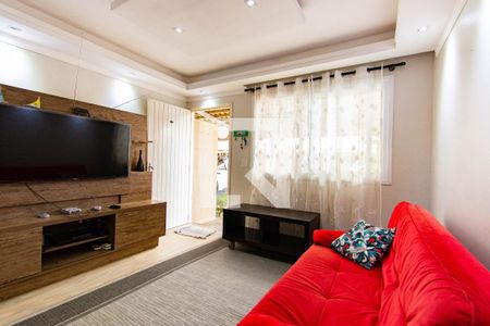 Sala de casa de condomínio à venda com 2 quartos, 109m² em Rio Branco, Canoas