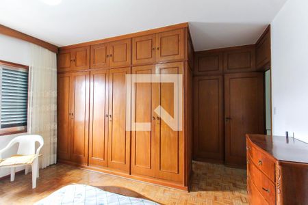 Casa para alugar com 233m², 4 quartos e 3 vagasQuarto 3 - Suíte