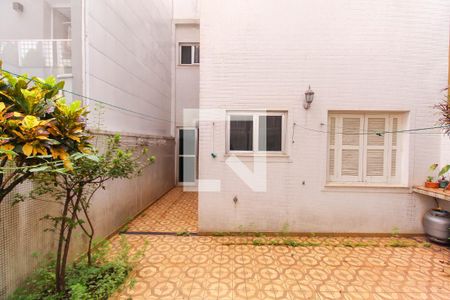 Casa para alugar com 233m², 4 quartos e 3 vagasÁrea de Serviço