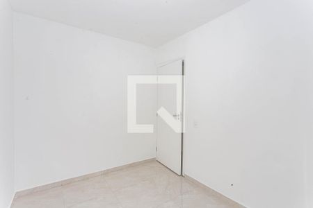 Quarto 2 de apartamento para alugar com 2 quartos, 41m² em Vila Cristalia, São Paulo