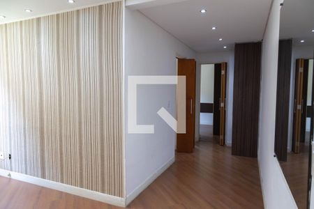 Corredor Sala de apartamento à venda com 2 quartos, 50m² em Jardim Adriana, Guarulhos