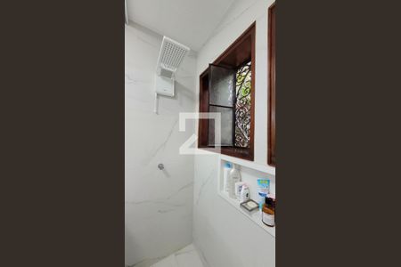 Casa de condomínio à venda com 2234m², 5 quartos e 4 vagasBanheiro da Suíte 1