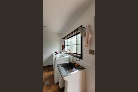 Casa de condomínio à venda com 2234m², 5 quartos e 4 vagasÁrea de Serviço