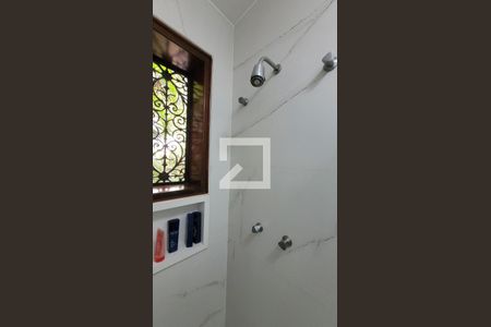 Casa de condomínio à venda com 2234m², 5 quartos e 4 vagasBanheiro da Suíte 2