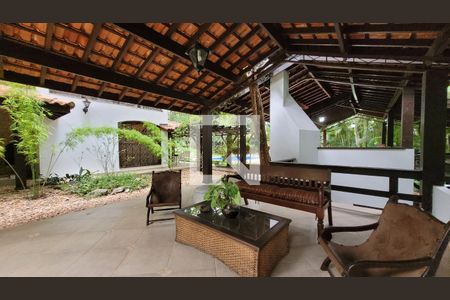 Casa de condomínio à venda com 2234m², 5 quartos e 4 vagasÁrea externa