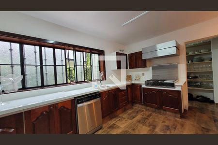 Casa de condomínio à venda com 2234m², 5 quartos e 4 vagasCozinha