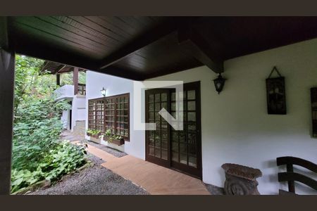 Casa de condomínio à venda com 2234m², 5 quartos e 4 vagasSaúna