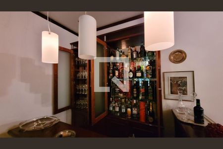 Casa de condomínio à venda com 2234m², 5 quartos e 4 vagasPrivativo