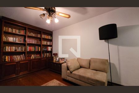 Casa de condomínio à venda com 2234m², 5 quartos e 4 vagasSala 5