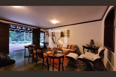 Sala 1 de casa de condomínio à venda com 5 quartos, 2234m² em Parque São Quirino, Campinas