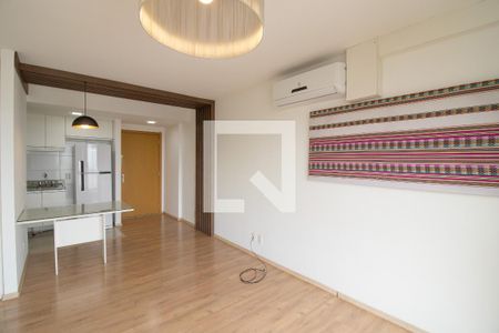 Sala de apartamento para alugar com 1 quarto, 48m² em Petrópolis, Porto Alegre
