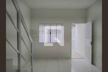 Sala  de casa para alugar com 2 quartos, 85m² em Enseada, Guarujá