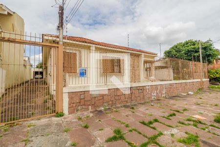 Casa à venda com 1000m², 2 quartos e 3 vagasFachada