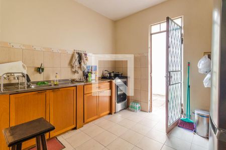 Casa à venda com 1000m², 2 quartos e 3 vagasCozinha