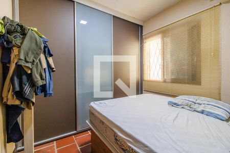 Quarto 1 de casa à venda com 2 quartos, 1000m² em Cristal, Porto Alegre