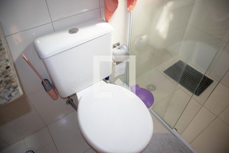 Casa de condomínio à venda com 120m², 3 quartos e 2 vagasBanheiro do Quarto 2