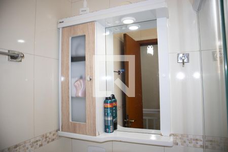 Casa de condomínio à venda com 120m², 3 quartos e 2 vagasBanheiro 2