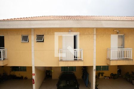 Casa de condomínio à venda com 120m², 3 quartos e 2 vagasVista