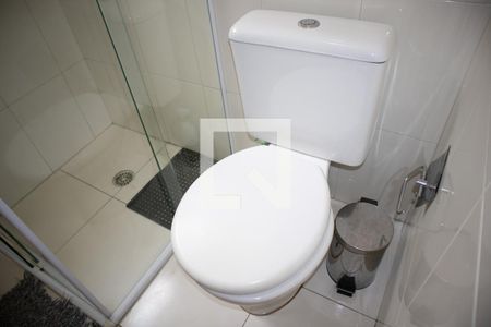 Casa de condomínio à venda com 120m², 3 quartos e 2 vagasBanheiro 2