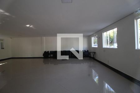 Apartamento para alugar com 52m², 2 quartos e 1 vagaÁrea comum - Salão de festas