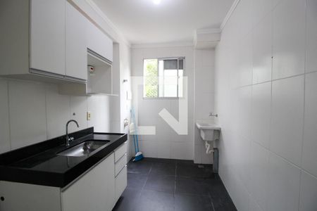 Área de Serviço de apartamento para alugar com 2 quartos, 52m² em Aparecidinha, Sorocaba