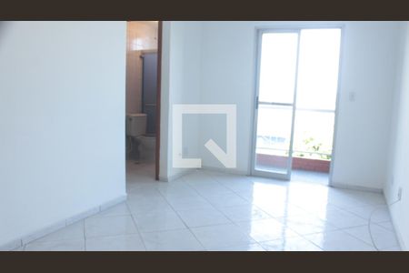Sala de apartamento para alugar com 2 quartos, 63m² em Parque Pinheiros, Taboão da Serra