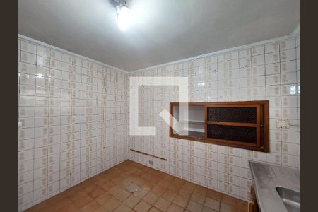 Casa à venda com 242m², 2 quartos e 2 vagasCozinha