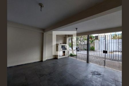 Casa à venda com 242m², 2 quartos e 2 vagasGaragem