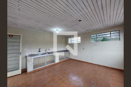 Casa à venda com 242m², 2 quartos e 2 vagasCozinha da Edícula