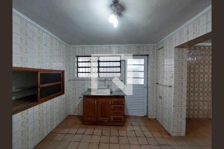 Casa à venda com 242m², 2 quartos e 2 vagasCozinha