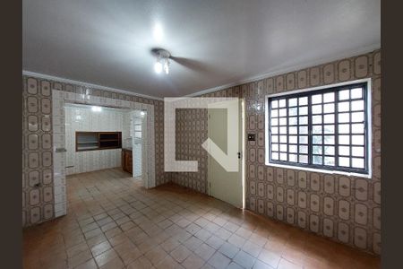 Casa à venda com 242m², 2 quartos e 2 vagasCopa