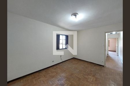 Sala Piso Superior de casa à venda com 2 quartos, 242m² em Jardim Prudência, São Paulo