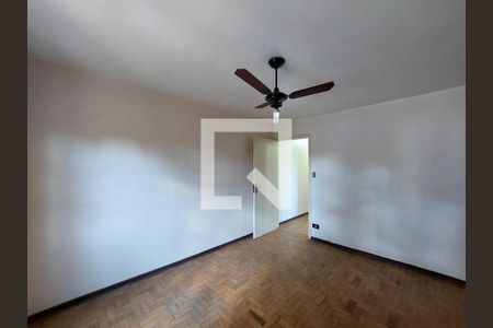 Casa à venda com 242m², 2 quartos e 2 vagasQuarto 1