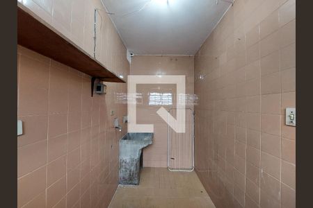 Casa à venda com 242m², 2 quartos e 2 vagasLavanderia