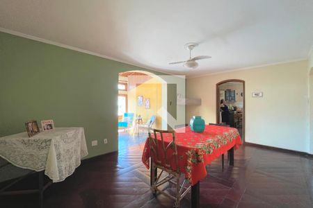 Sala de Jantar de casa à venda com 4 quartos, 494m² em Navegantes, Porto Alegre