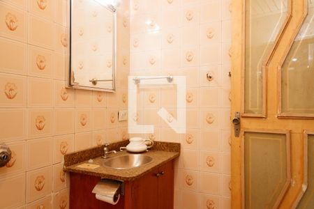 Casa à venda com 212m², 4 quartos e 5 vagasBanherio - Casa 2