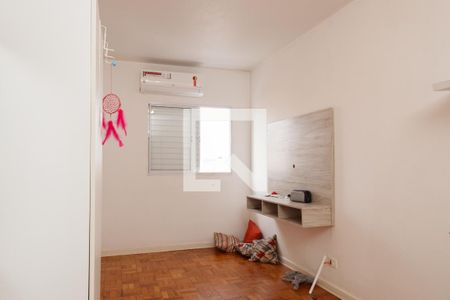 Casa à venda com 212m², 4 quartos e 5 vagasQuarto 2