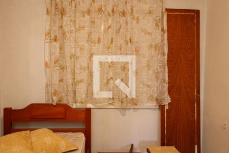 Casa à venda com 212m², 4 quartos e 5 vagasQuarto - Casa 2