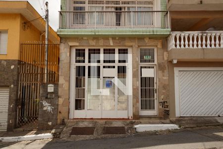 Casa à venda com 212m², 4 quartos e 5 vagasFachada